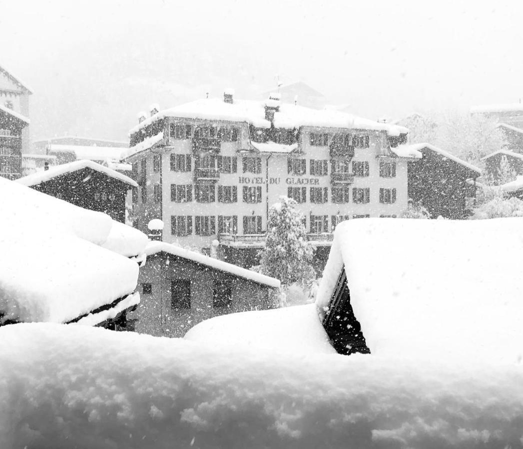 Du Glacier Boutique & Traditions