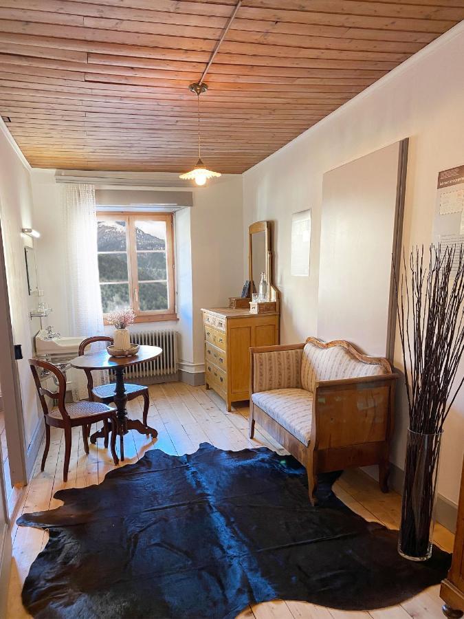 Du Glacier Boutique & Traditions Hotel