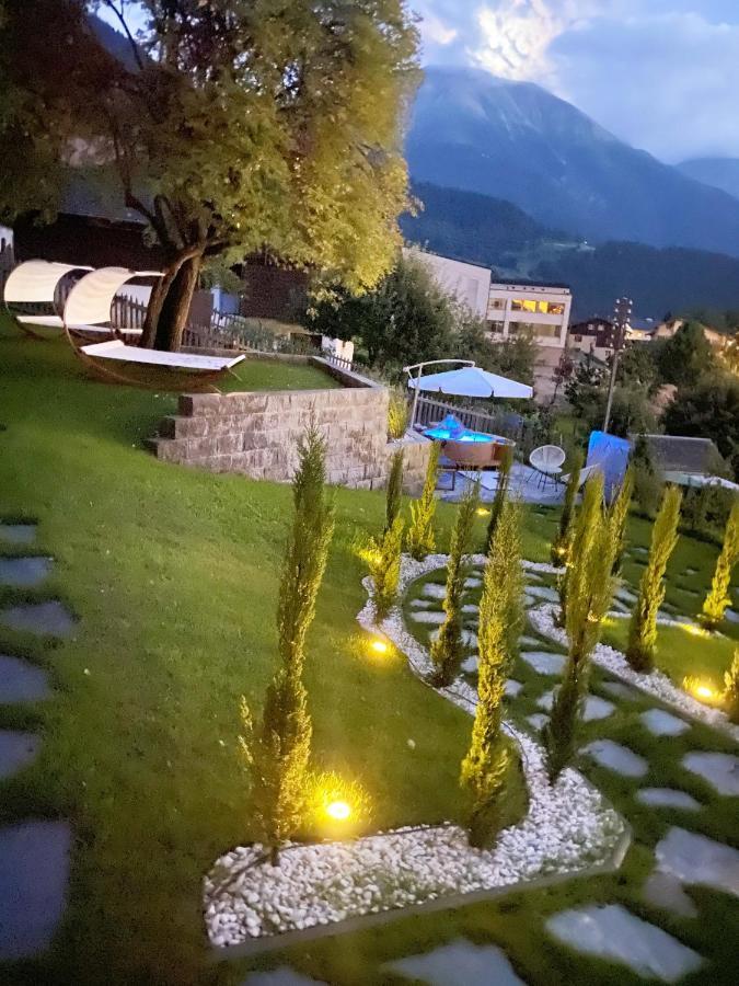 Du Glacier Boutique & Traditions Hotel