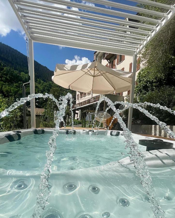 Du Glacier Boutique & Traditions 3*