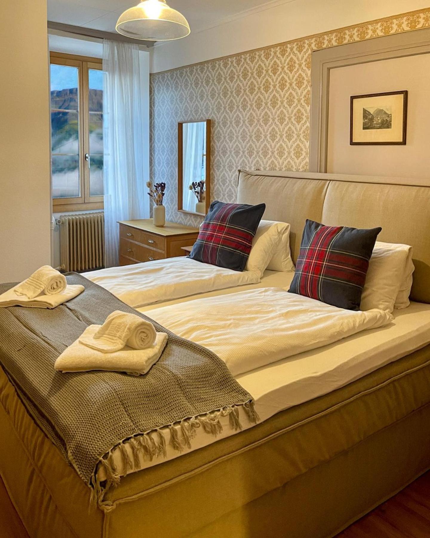 Du Glacier Boutique & Traditions Hotel